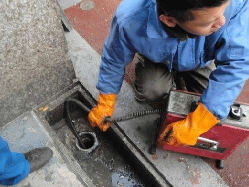 驿城疏通下水道